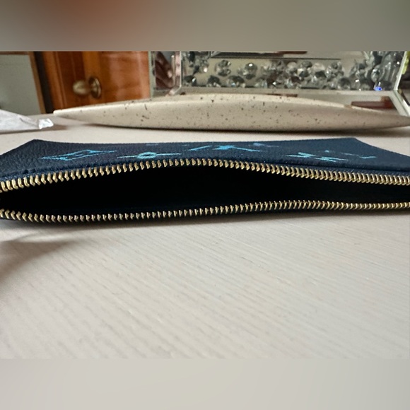 Louis Vuitton Pochette Felicie Zippy Pouch By the Pool Limited Edition - Picture 10 of 11